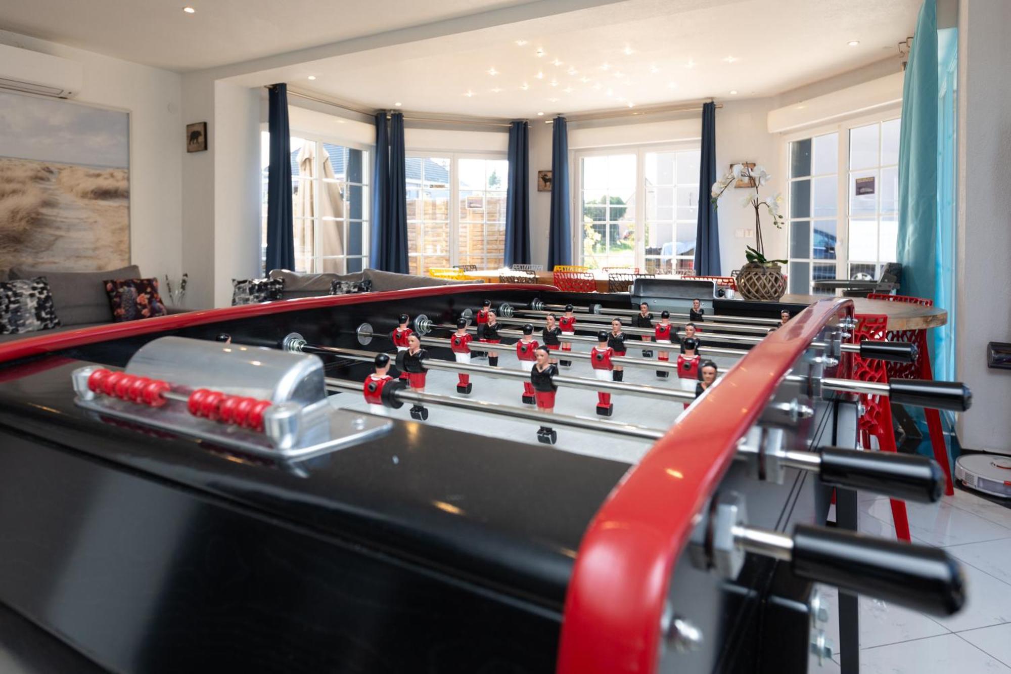 Gites Spa Strasbourg - Villa Ours - Spa Prive, Sauna, Borne D'Arcade, Babyfoot Ittenheim エクステリア 写真
